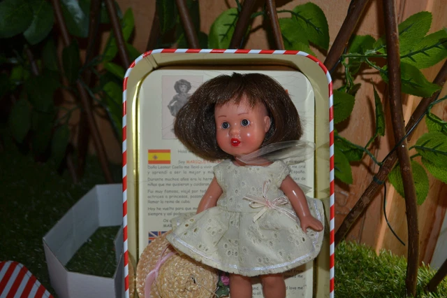 MARIQUITA PEREZ poupée 21 cm mini dans sa boite métal collection jamais joué EUR 21,90 - FR