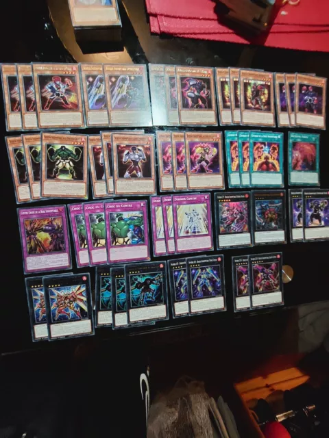 Yu Gi Oh Lot De Cartes / Base De Deck Boxeur Indomptable