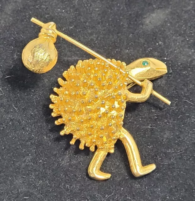 Vintage Jeanne Turtle Brooch Lapel Pin Hobo Figural Jewelry Gold Tone Pendant