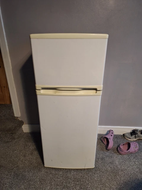 USED CURRYS ESSENTIALS Fridge Freezer Model C50TW12 80.00