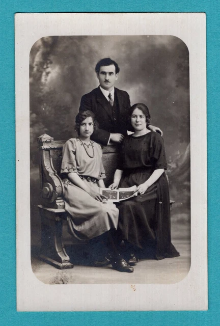 Ancienne Photo De Groupe – Portrait Famille Et Femmes – CPA Originale Vers 1910