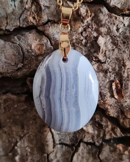 Pendentif en Calcédoine bleue