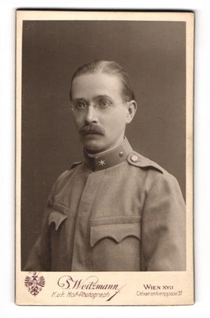 Fotografie S. Weitzmann, Wien, Calvarienberggasse 37, k.u.k. Soldat in Uniform