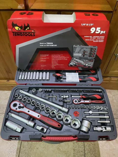 Teng Tools 95 Piece 1/4" 1/2" Drive Sockets Ratchets Ext. Tool Set (Brand New)