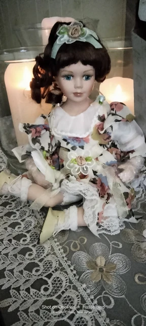 Heritage Signature Doll Rosie Sitting Rosie New