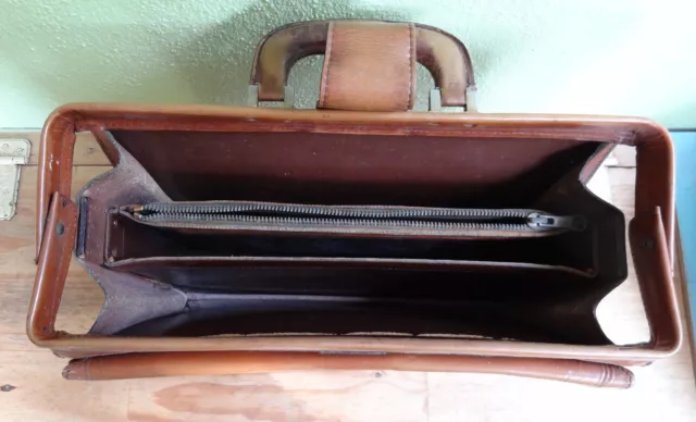 Attache case - Vintage - Sortie de grenier - Cuir marron - Cartable - Mallette 3