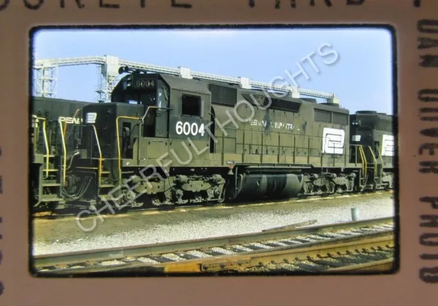 Original '72 Kodachrome Slide PC Penn Central 6004 SD35 Buckeye Yard    34H39