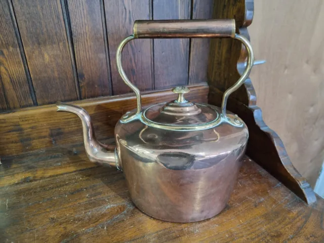 Antique Early 19th Cent Large 1.5kg Copper & Brass Kettle - Castellated Seam