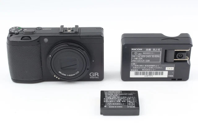 [Near MINT w/ Battery & Charger] Ricoh GR Digital III 3 10.0MP Camera From JAPAN