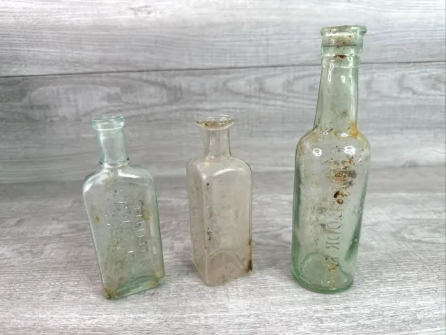 Vintage Lot of 3 Bottles Clear/Aqua Holbrook,  Burnetts Extract, Unbranded