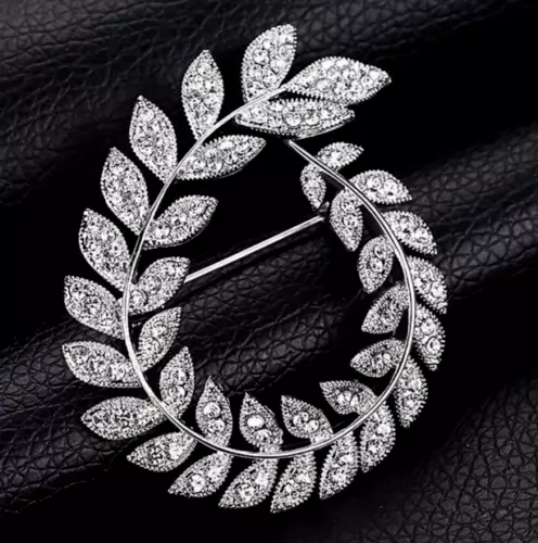 Pretty Handmade Floral Circle Leaf Design Millegrain-Set CZ Brooch Pin 925Silver