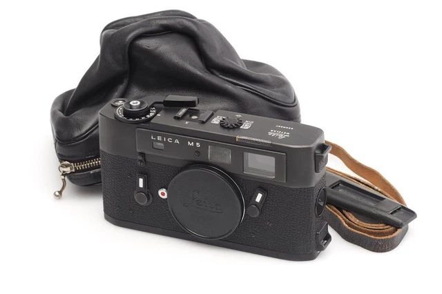 Leitz Leica M5 Black Body W. Case #1297404 (1685822034)