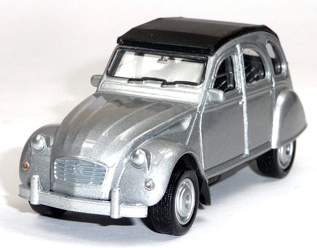 Maisto - 31821bk - Citroen Traction 15 Cv Six - Echelle 1/18