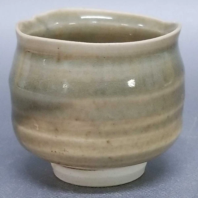 AK94)Japanese Pottery Hagi ware Guinomi Sake Cup  by Seigan Yamane