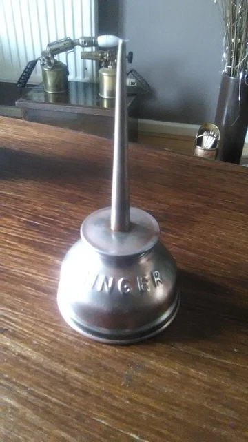 Vintage Singer Sewing Machine Thumb Oiler Oil Can Tin