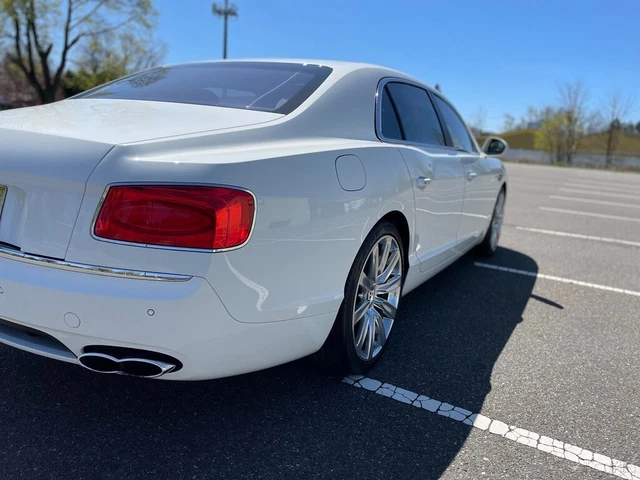 2016 Bentley Flying Spur V8 11