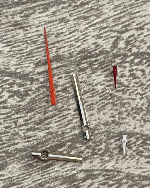 Lot D’aiguilles Neuves Pour Montre LIP Rétrograde Sectora – Heure Et Minute – Pièces D’origine