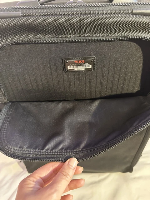 TUMI Carry-on Alpha Continental Traveler Zip Expandable 20" Carry-On ~22020 12
