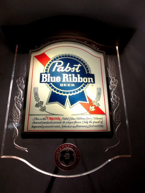 Vintage 1981 Pabst Blue Ribbon Beer PBR lighted crystal heritage bar sign