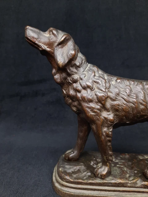 Bronze Animalier d'Un Chien (xxe Siècle)