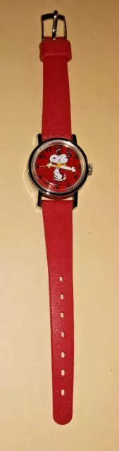 Vintage Peanuts (C) 1958 United Feature Snoopy Watch ~ Red Face & Red Vinyl Band