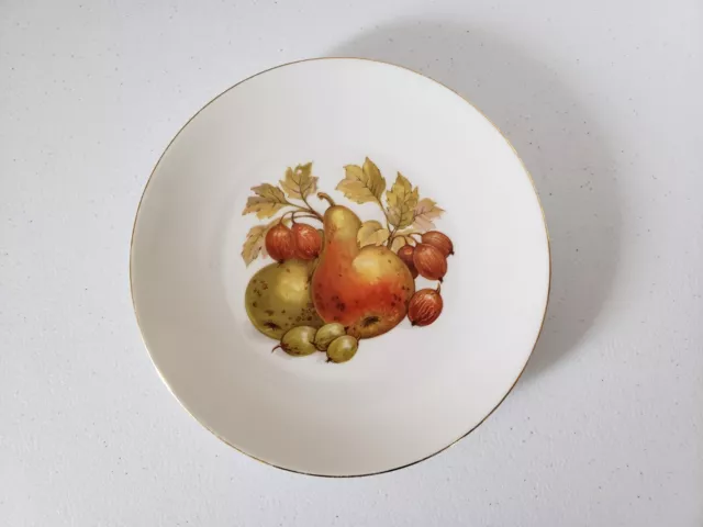 Cabinet Plate Bareuther Waldsassen Bavaria-Germany 7.75” Fruit