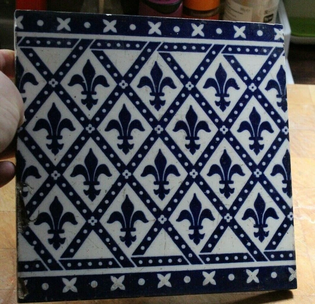 GOTHIC REVIVAL  MINTON gothic revival ANTIQUE LARGE 8 INCH TILE