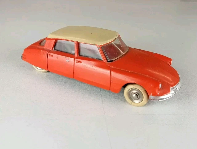 🚗 Miniature Dinky Toys – Citroën DS 19 (Réf 530) – Fabriquée En France Par Meccano – Verte Et Blanche