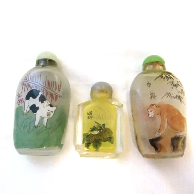 Vintage Set Of 3 Reverse Painted Snuff Bottles & Lids Pig Monkey Cricket China