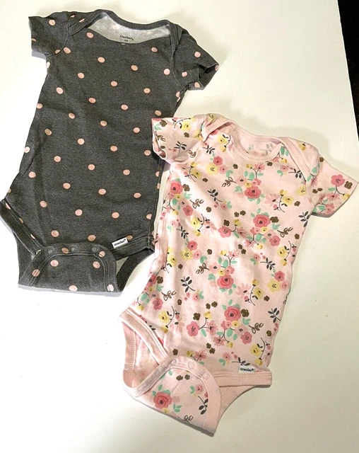 Baby Clothes Size 12 Months Lot of 2 Pieces Gerber Onesies girl