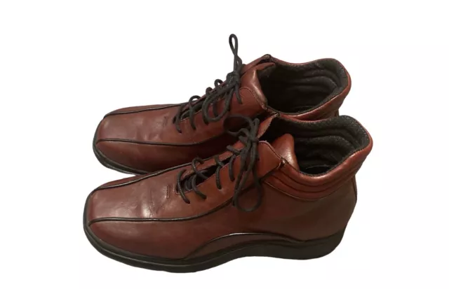 NAVID O NADIA Burgundy Leather Boots Size 8 Women