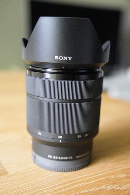 Sony Alpha SEL2870 28-70 mm F/3.5-5.6 IS AF OSS FE Objektiv