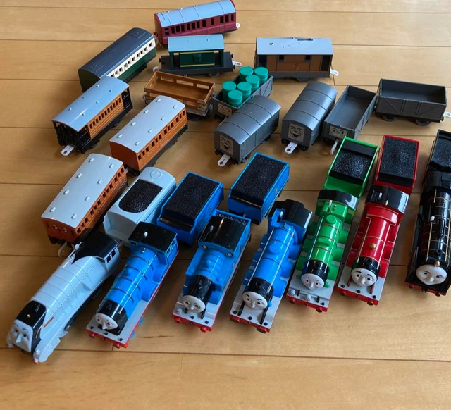 Thomas Friends Tomy Plarail Trackmaster Classic Gordon And Edward Set ...