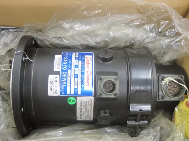 Neuf SANYO DENKI C-250T-4001E52 Servo Moteur C250T4001E52