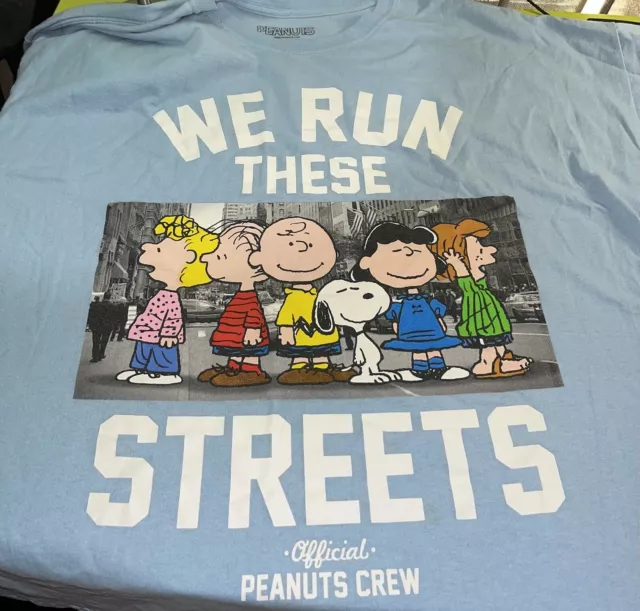 The Peanuts Gang T-shirt We Run These Streets Size 2XL In Good Used Condition