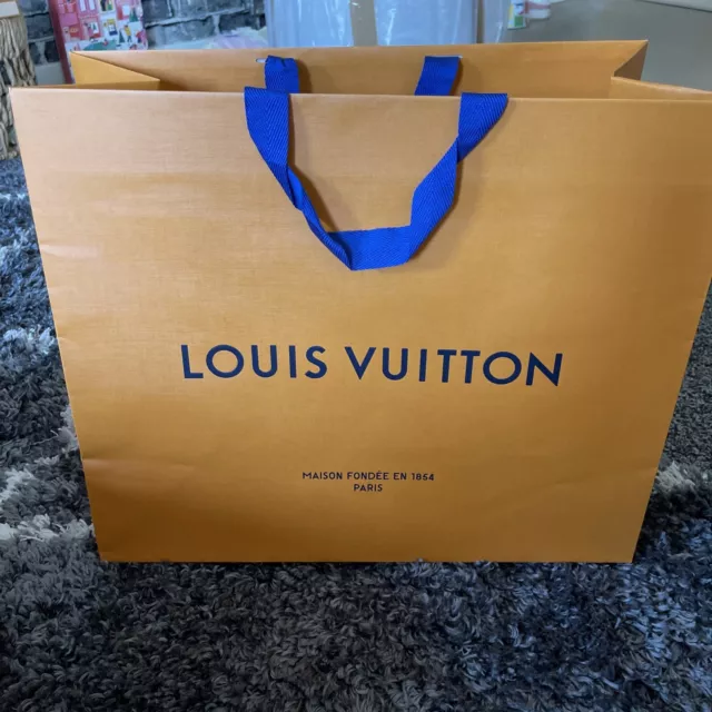 ❤️New Authentic Louis Vuitton Gift Bag 40x 34x16 cm