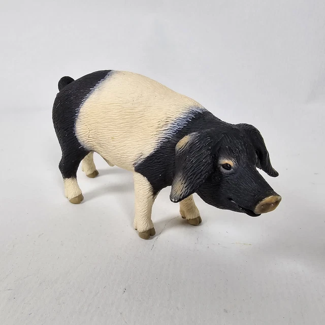 Schleich 14611 Warzenschwein Eber - Wild Life Figur, 9,8 Cm