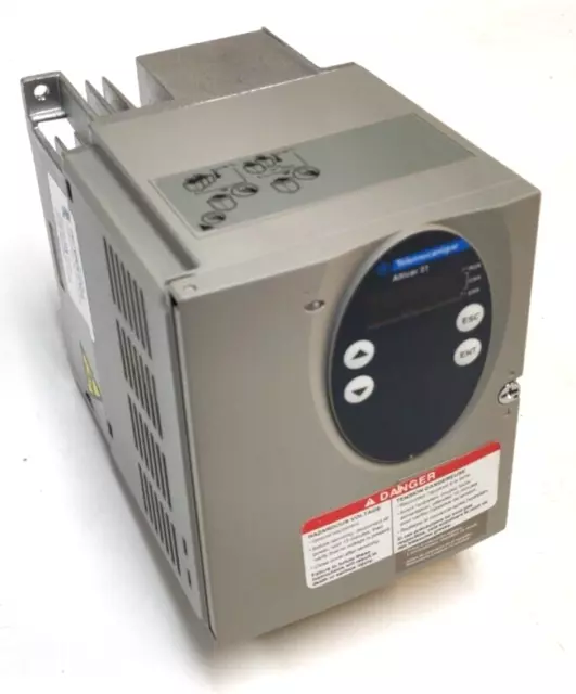 Schneider Electric ATV31HU22M3X Variable Speed Drive 2.2kW 3HP 3-Phase NEW