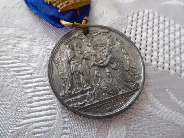 Vintage King Edward Vll & Queen Alexandra Accession 1901 Crowned 1902 Medal 3