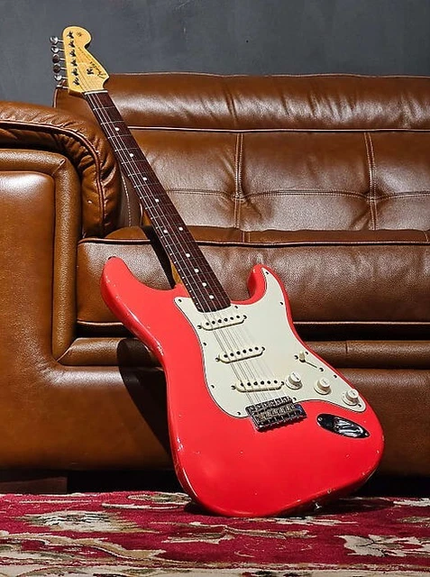 1998 Fender Custom Shop 1960 Stratocaster Vince Cunetto Relic Fiesta Red