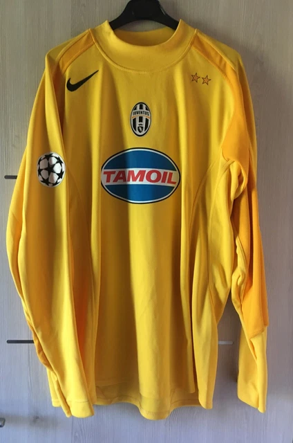Maillot De Match VARESE Porté - Joueur MOMENTE #22 - Saison 2011/12 - Occasion