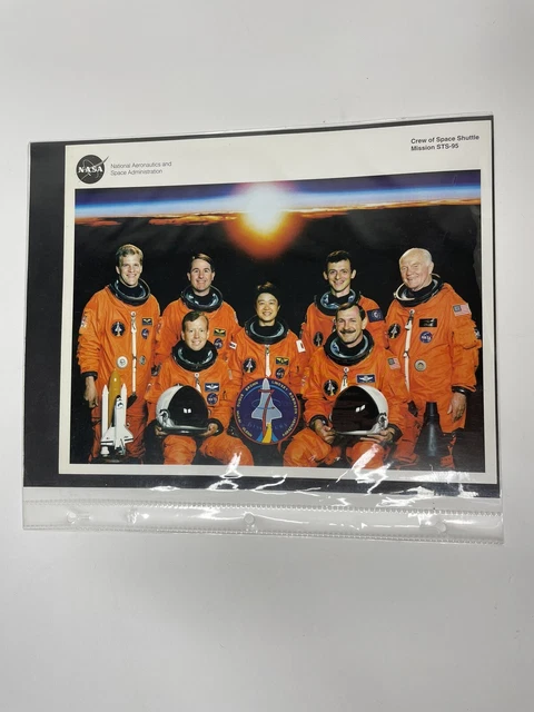 NASA, 8x10 photo, Crew of Space Shuttle Mission STS-95, Discovery, #JSCCL-164