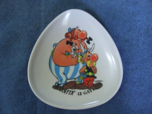 ANCIEN CENDRIER COUPELLE ASTERIX VINTAGE n° 2