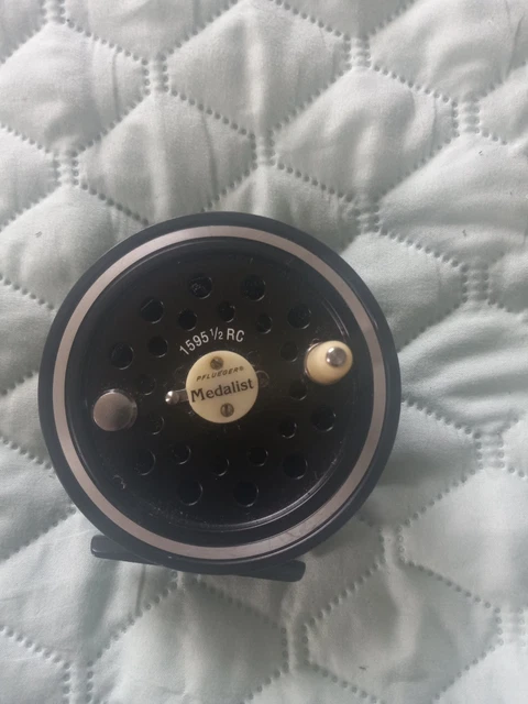 PFLUEGER Medalist 1595 フライリール フルーガー メダリスト 1494