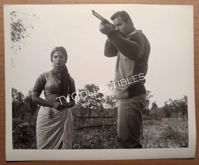 8x10 Photo~ MAYA ~1966 ~Sonia Sahni ~Clint Walker w gun rifle ~India