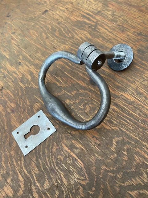 Anciennes Poignées De Porte En Fonte – Avec Clenche Et Serrure – Rénovation