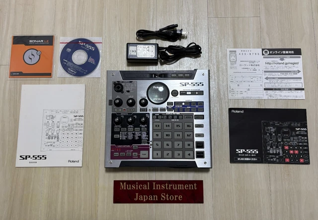 ROLAND SP-555 DIGITAL DJ Sampler ZX27339 With AC Adapter Workinf