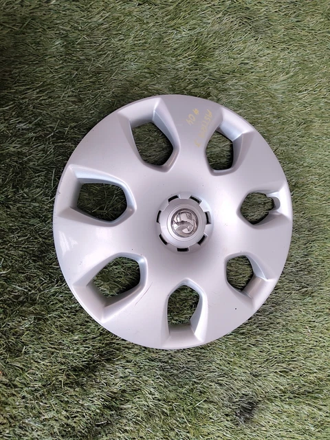 Genuine vauxhall meriva 15 inch wheel trims deals