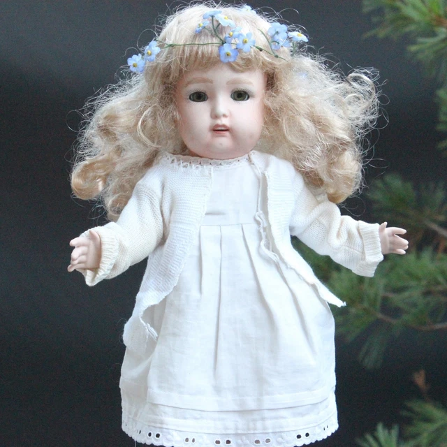 Belle robe de style pour poupée ancienne Jumeau, Bru, SFBJ