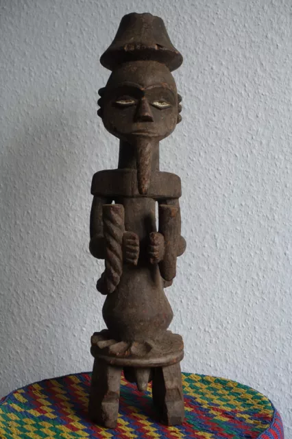 Afrikanische Stammeskunst Figur der Oron Nigeria